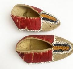 Woodlands doll moccasins probably Iroquois - 4478375