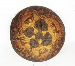 Yavapai or possiblly Western Apache figural tray - 4600781