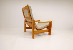 Yngve Ekstr m Scandinavien Modern Lounge Chair in Pine and Fabric Yngve Ekstr m Sweden 1970s - 2694352