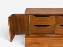 Young Manufacturing Highboy Dreser Walnut USA 1960s - 4601944