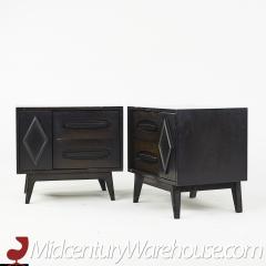 Young Manufacturing Mid Century Ebonized Nightstands Pair - 2570315