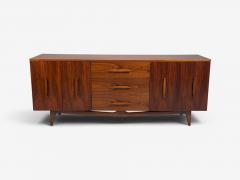 Young Manufacturing Standard Dreser Walnut USA 1960s - 4621972