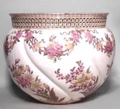 Zsolnay Hungarian Victorian Floral Lusterware Pot - 4650500