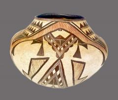 Zuni polychrome jar with geometric design - 3902321