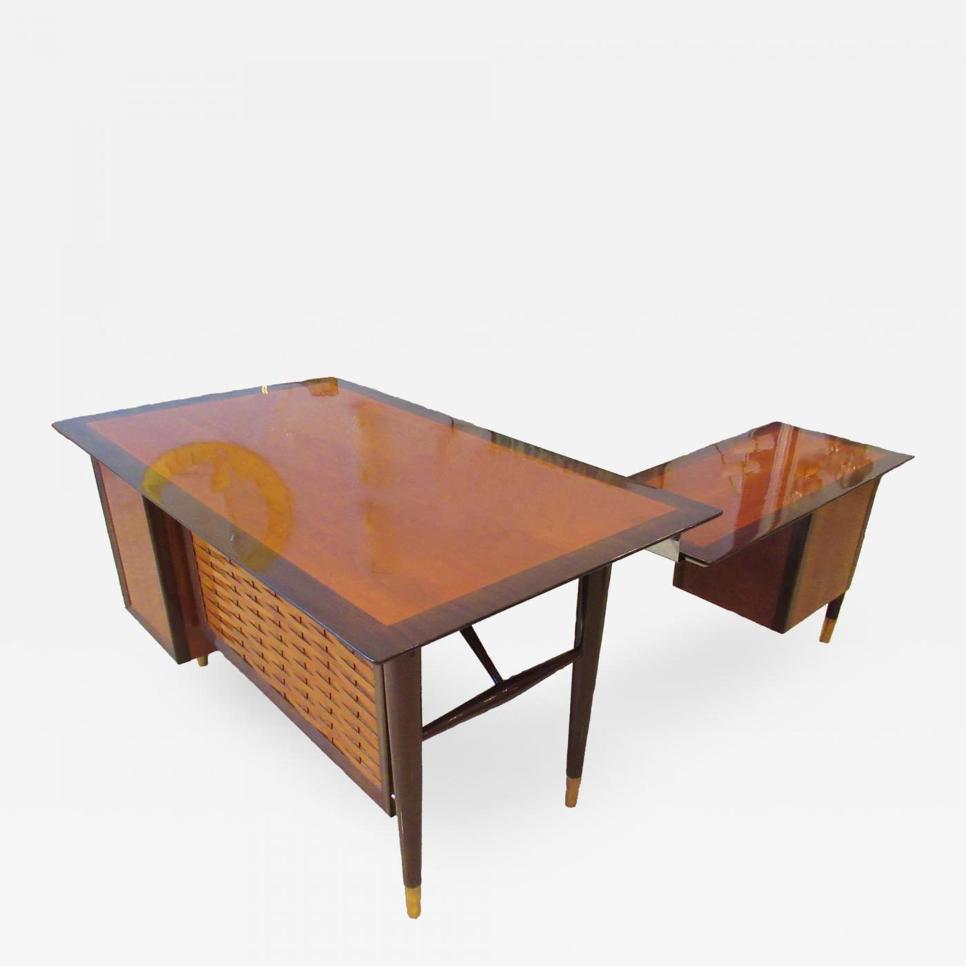 Alma Desk Company American Modern Lattice Front Desk With