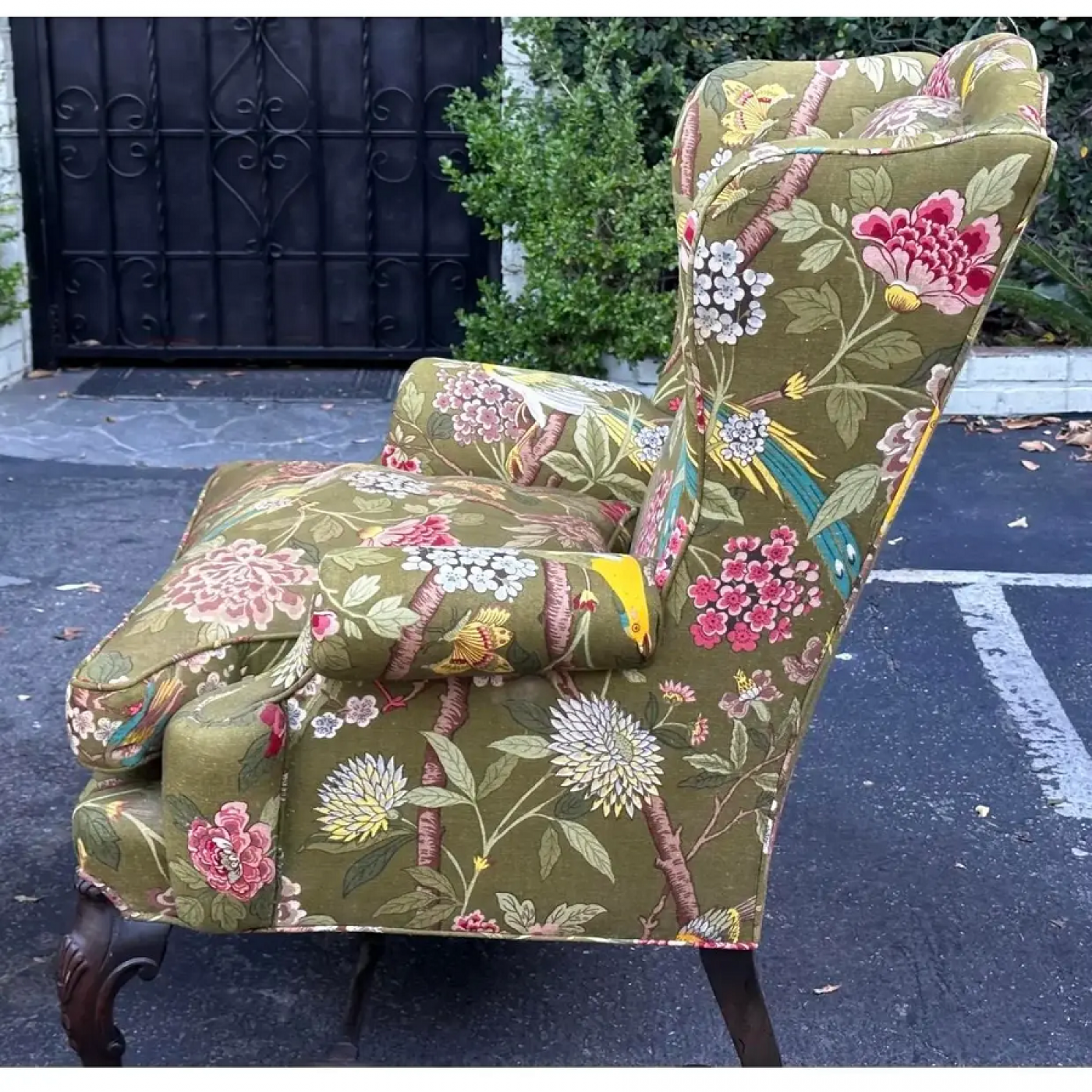 Baker, Knapp & Tubbs - Cannel & Chaffin Baker Hydrangea Bird Wingback Chair