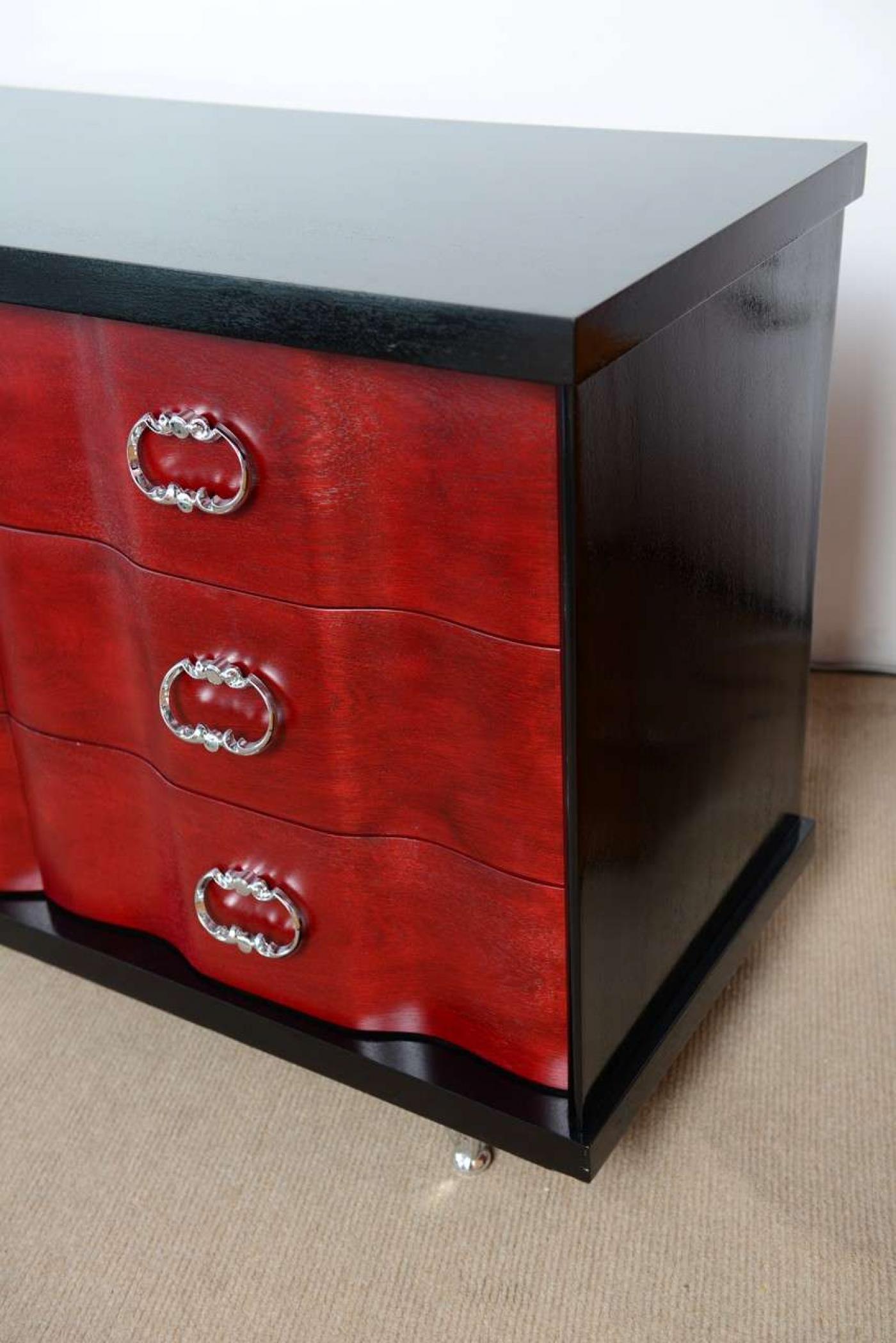 Bassett Furniture Midcentury Hollywood Regency Glamourous Dresser by