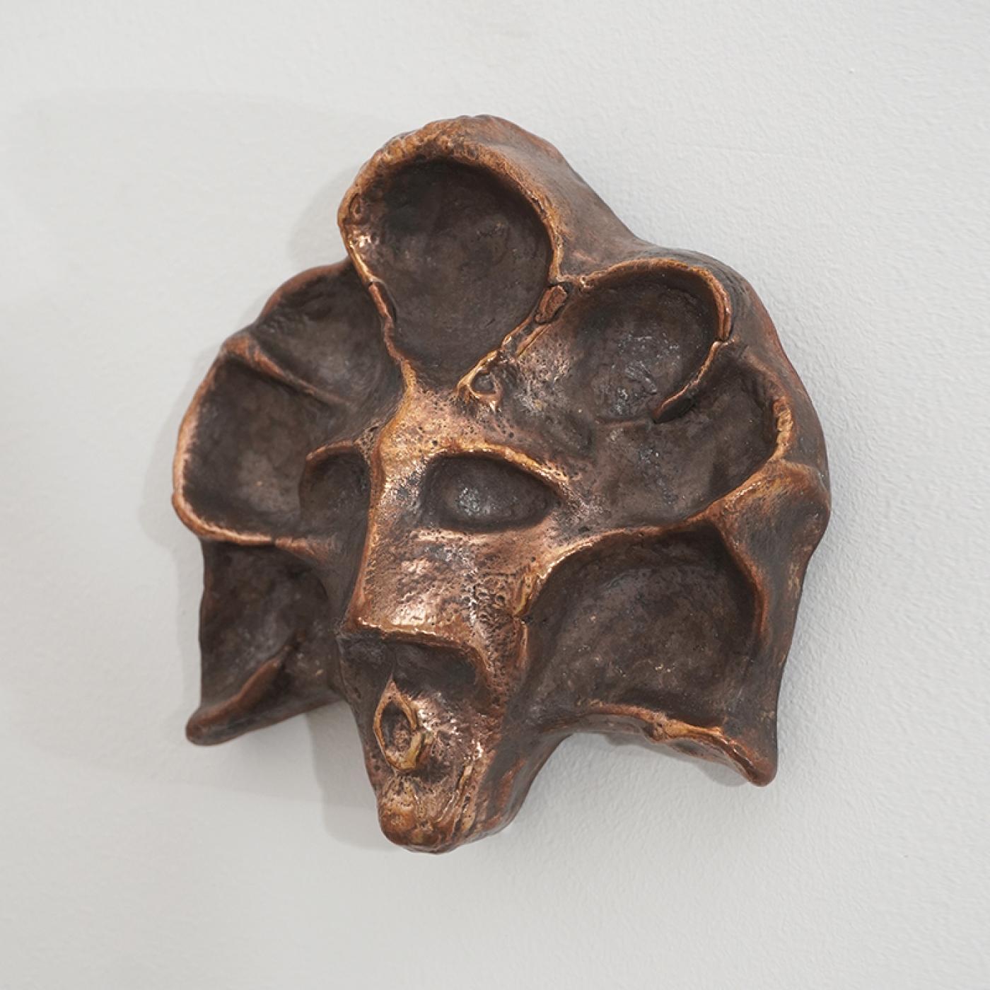 Bella Hunt & DDC BRONZE MINIATURE HEAD Wall sculpture