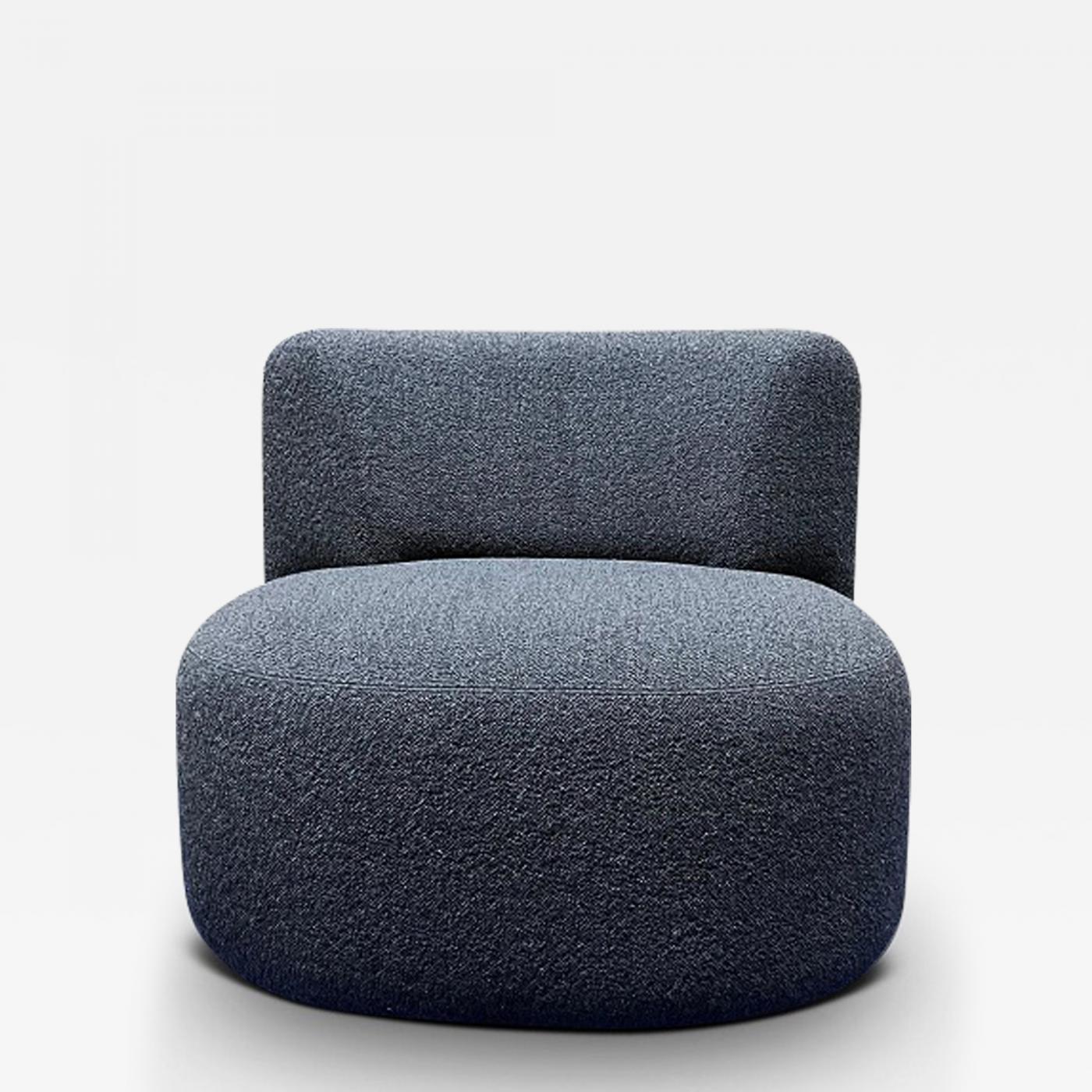 Collection Particuli re LEK SWIVEL ARMCHAIR