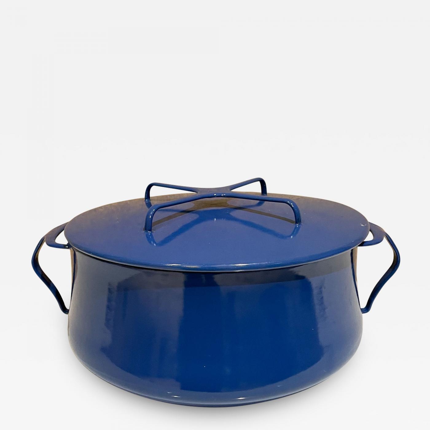 https://cdn.incollect.com/sites/default/files/zoom/-Dansk-DANSK-designs-Blue-Enamelware-Casserole-Pot-with-TRIVET-Top-IHQ-FRANCE-1956-486609-2144999.jpg