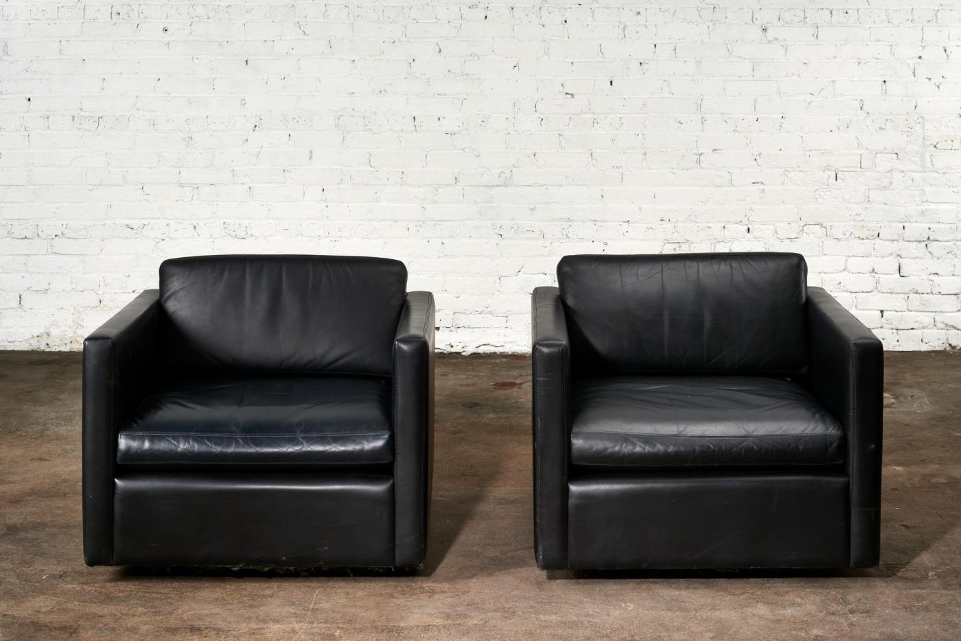 Knoll - Pair Knoll Pfister Black Leather Lounge Chairs, 1980