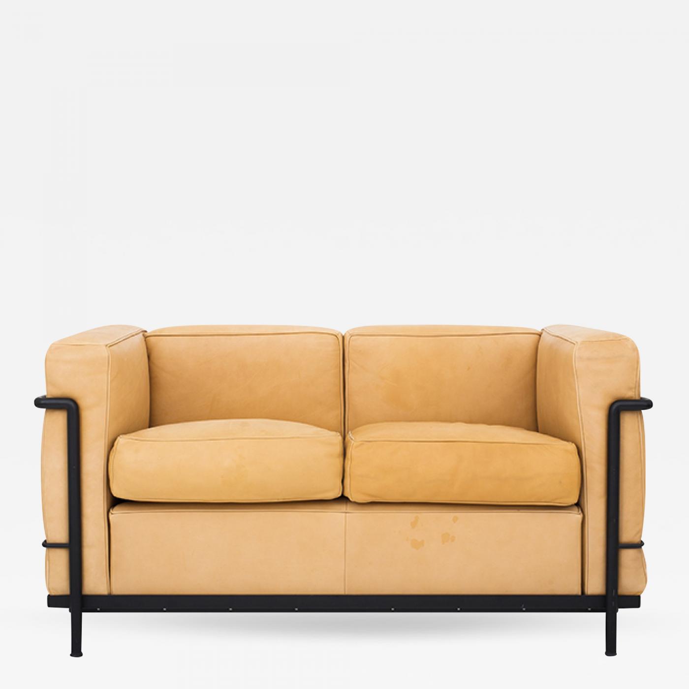 Le Corbusier Lc 2 2 Seater Sofa