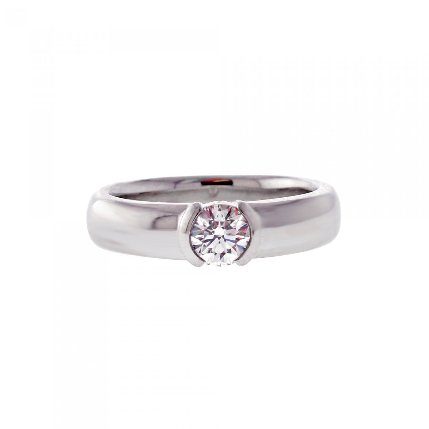 Tiffany & Co. 0.92ct G / VVS2 'Lucida' Diamond Engagement Ring - Bloomsbury  Manor Ltd