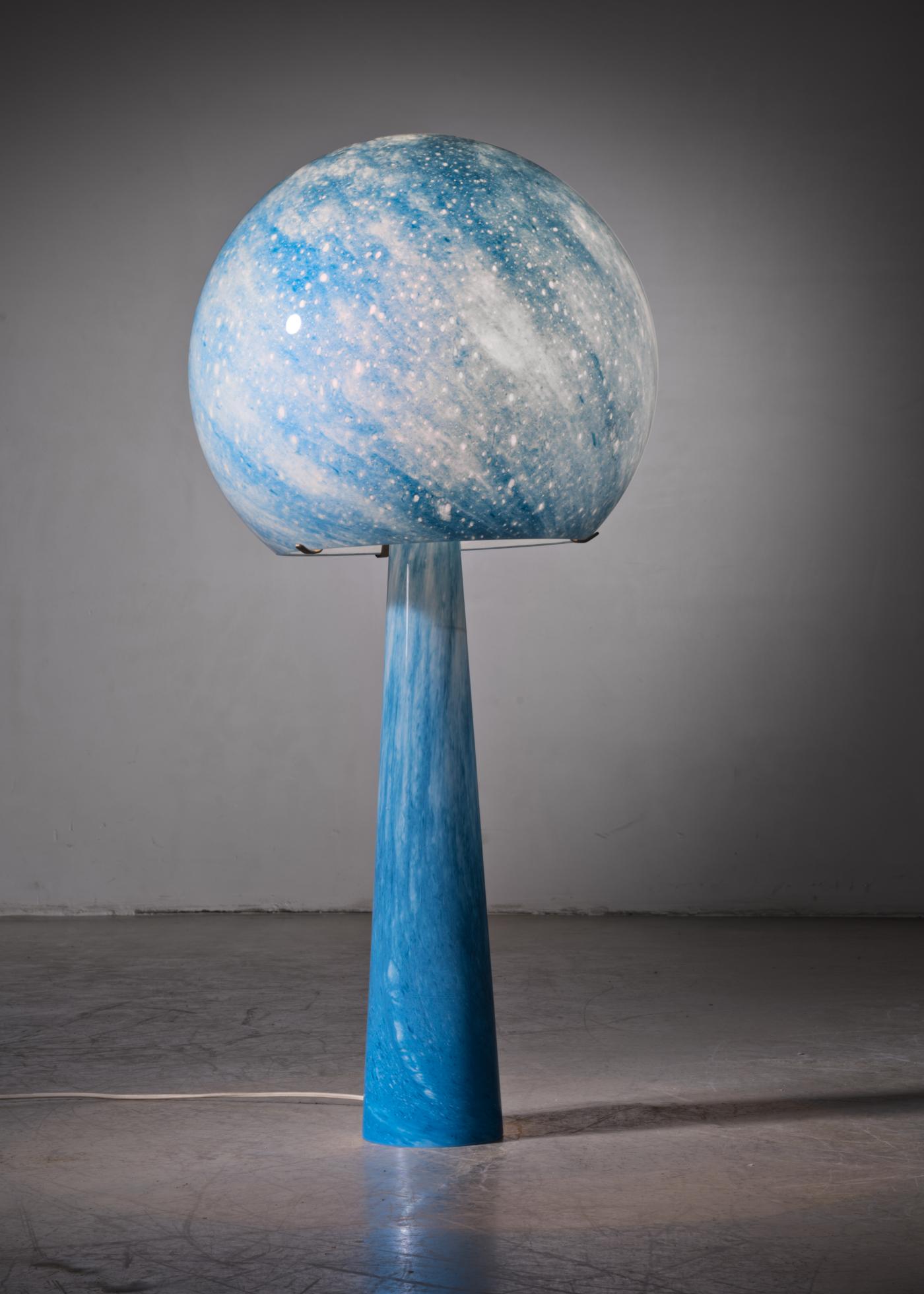 Val St. Lambert / Val-Saint Lambert - Extraordinary large blue glass ...