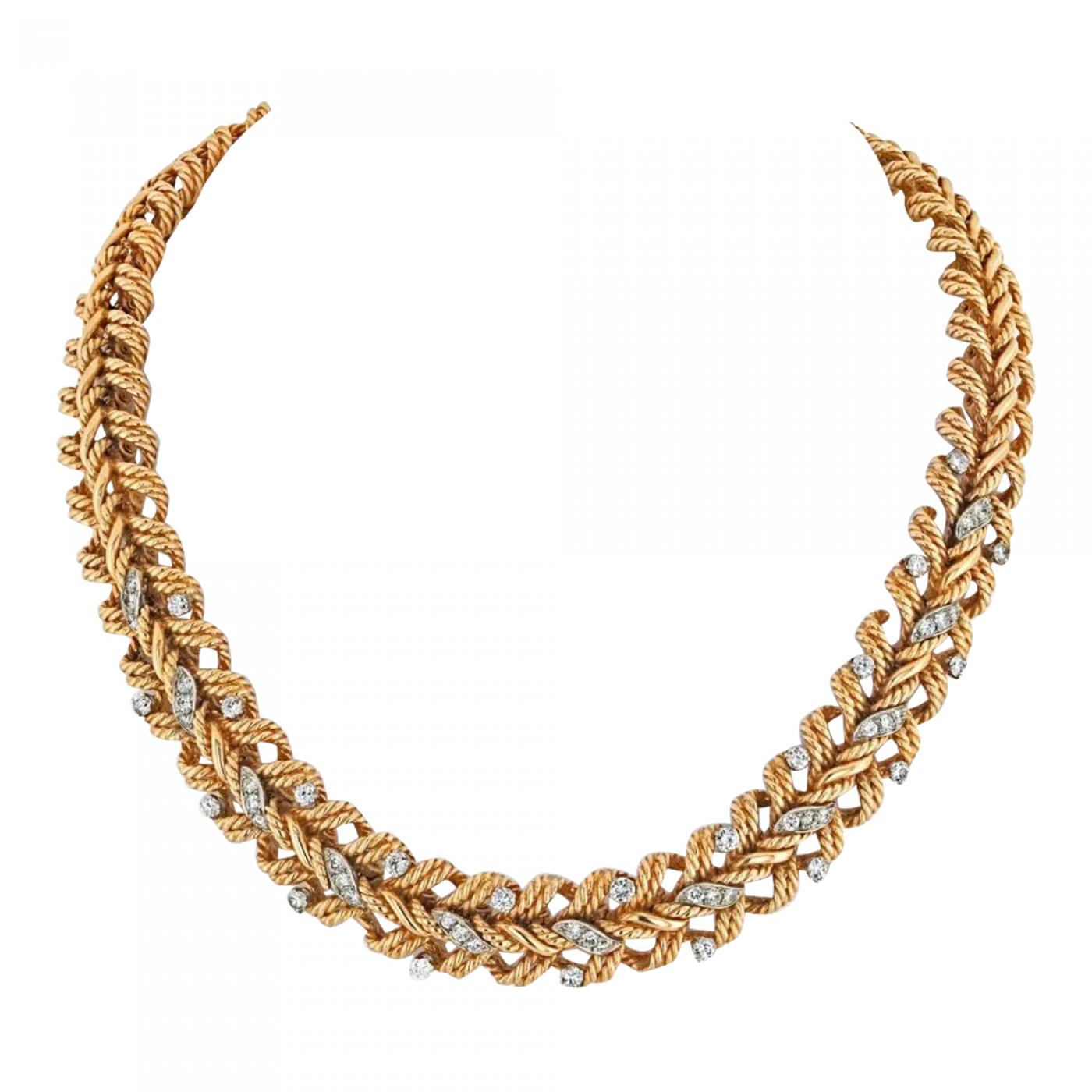 Twist Chain Necklace - Gold – EDGE of EMBER