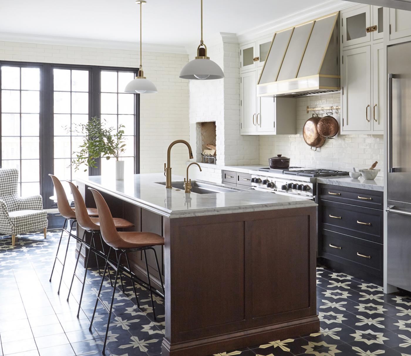 Blackstone by KitchenLab Interiors