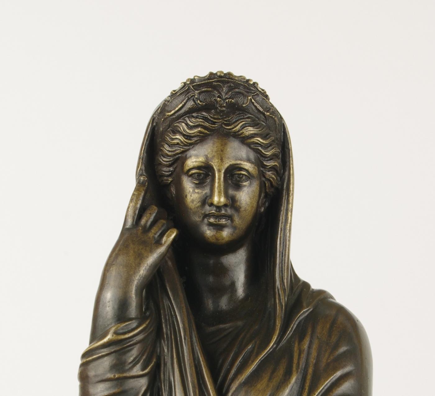 Alessandro Nelli Grand Tour Bronze Figure of Pudicity, c. 1890