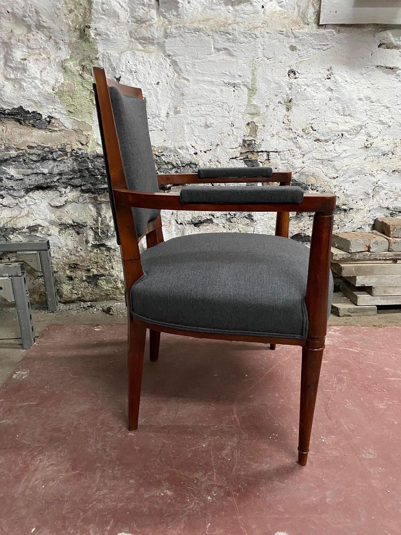 André Arbus OFFICE CHAIR IN CHERRY WOOD, ART DECO PERIOD BY ANDRÉ ARBUS