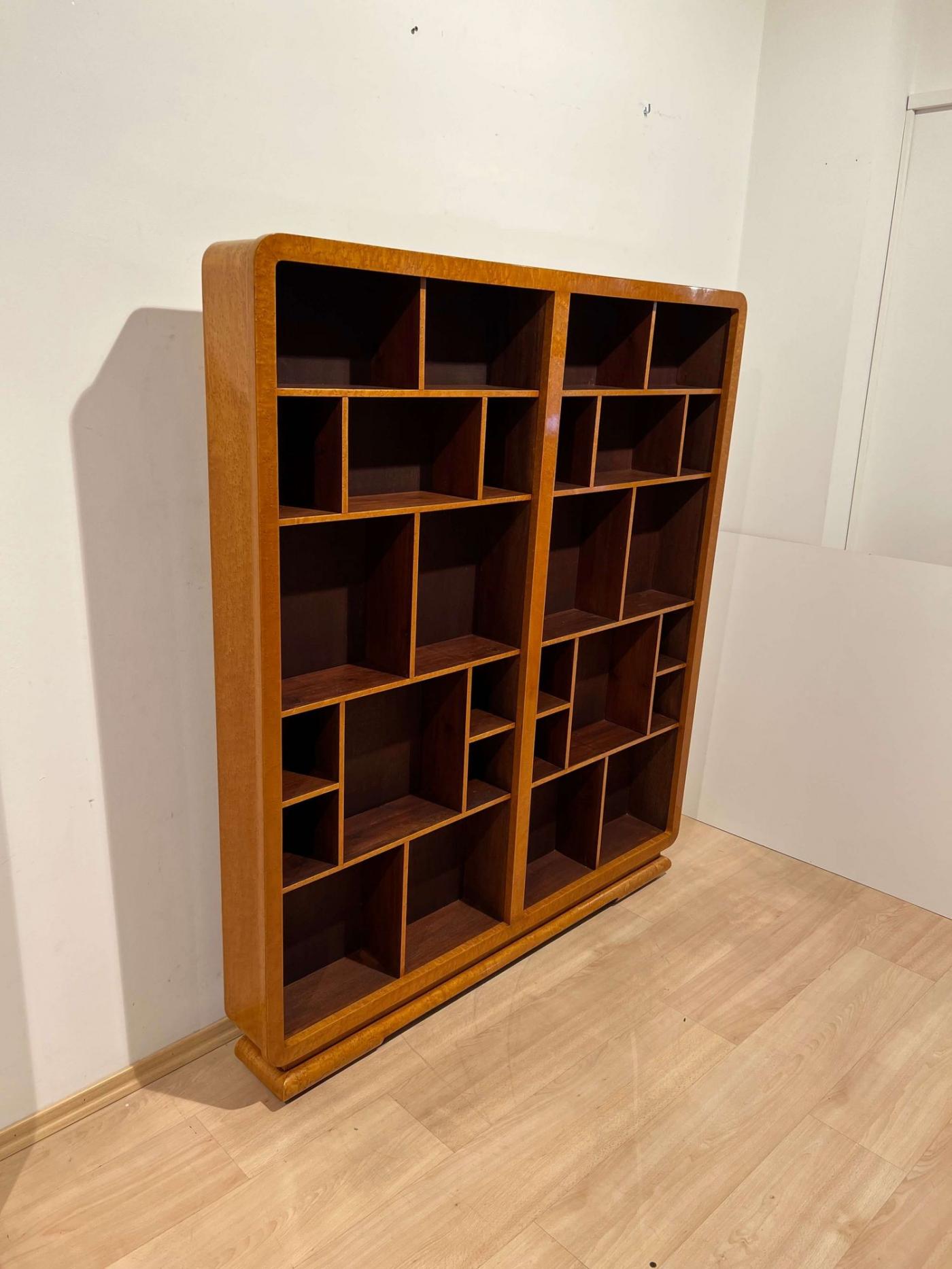 Art Deco Shelf, Birdseye Maple Veneer, French Polished, France circa 1930