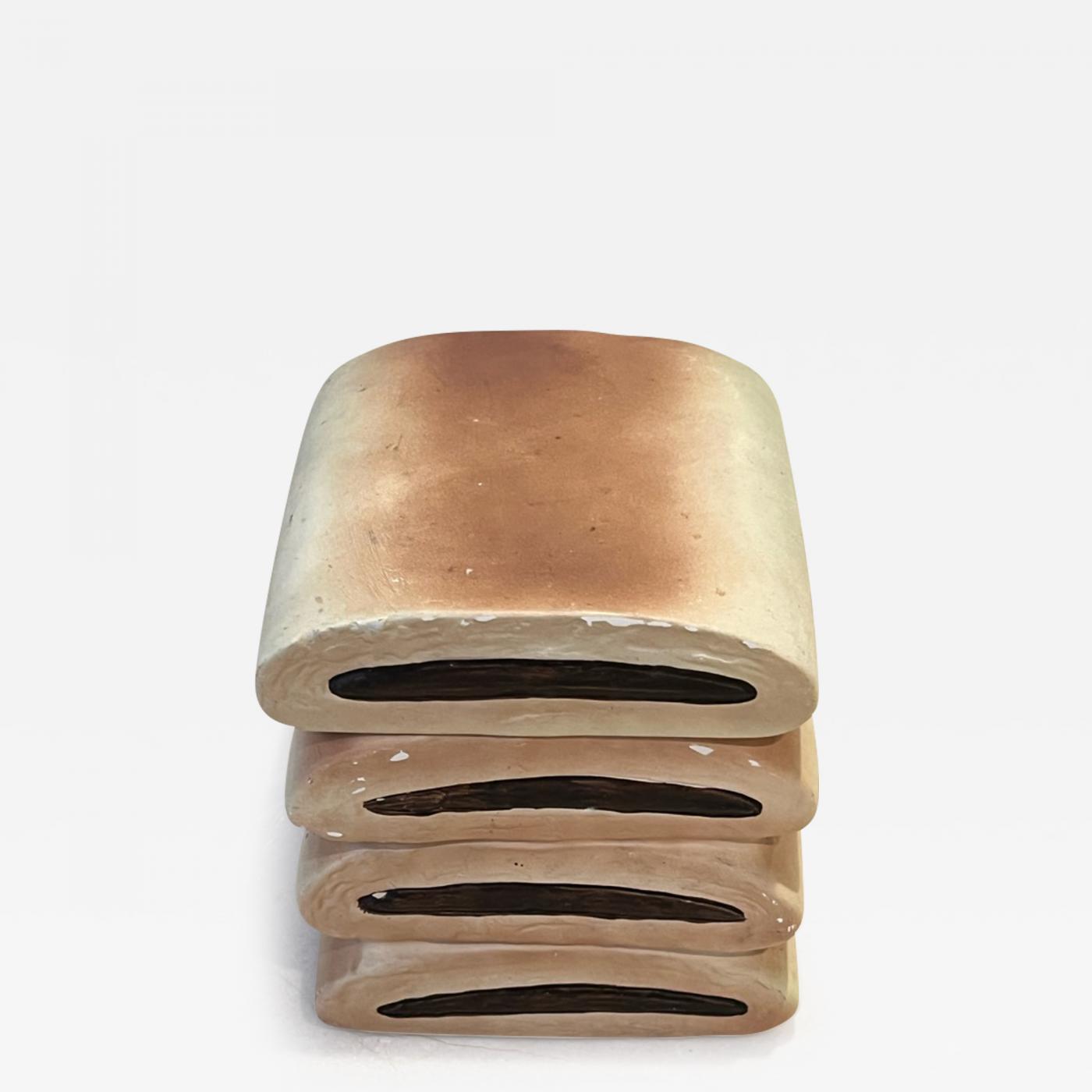 https://cdn.incollect.com/sites/default/files/zoom/CERAMIC-STACKED-FIG-NEWTONS-COOKIE-JAR-595016-2828551.jpg