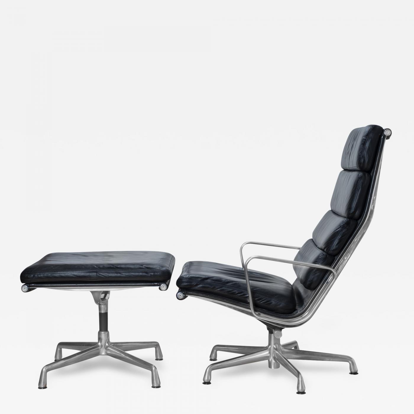 Eames Soft Pad Group Management Chair for Herman Miller