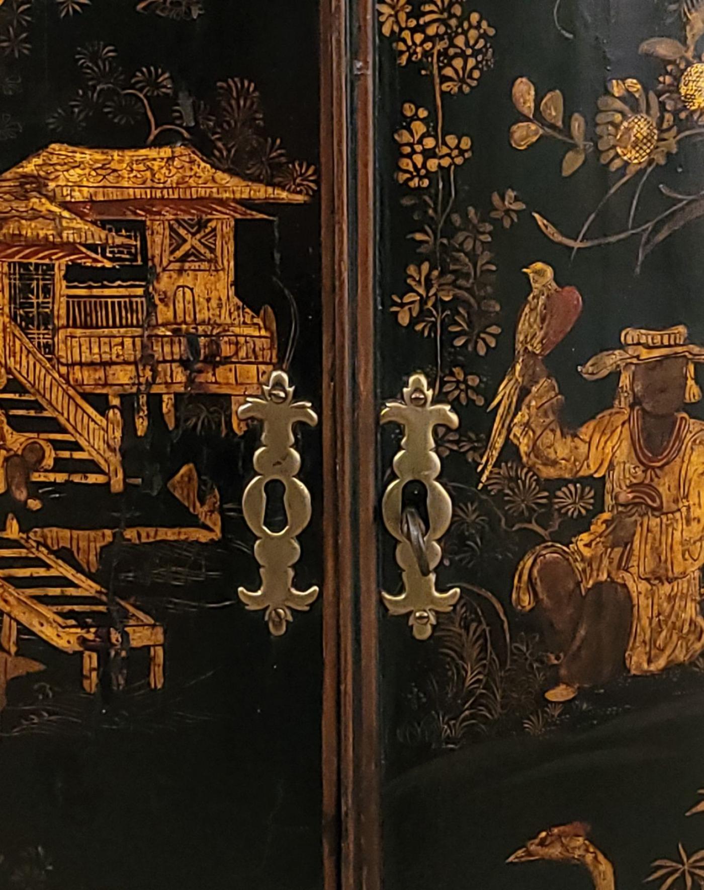 Chinoiserie Corner Cabinet, France, 19th century