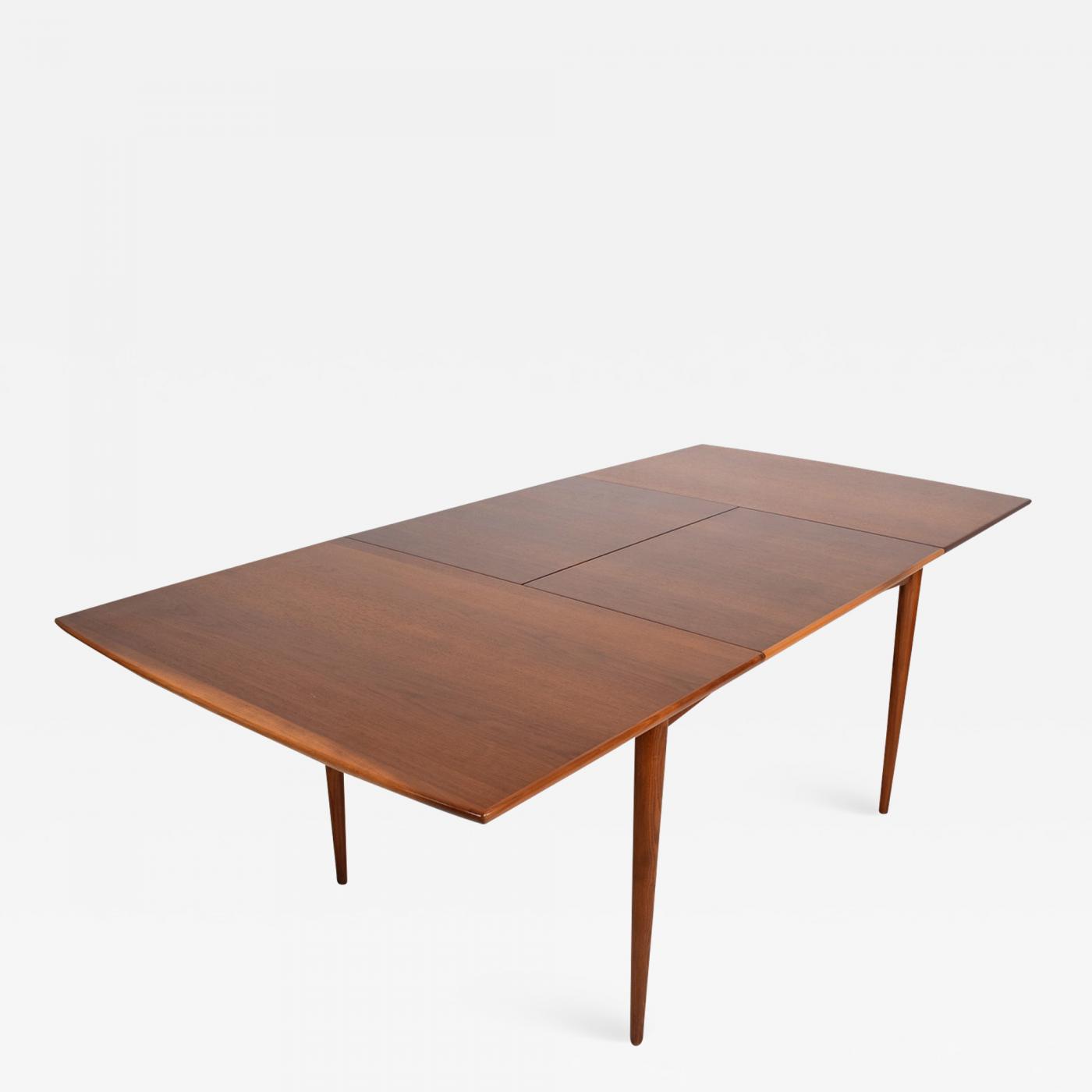 mccobb dining table