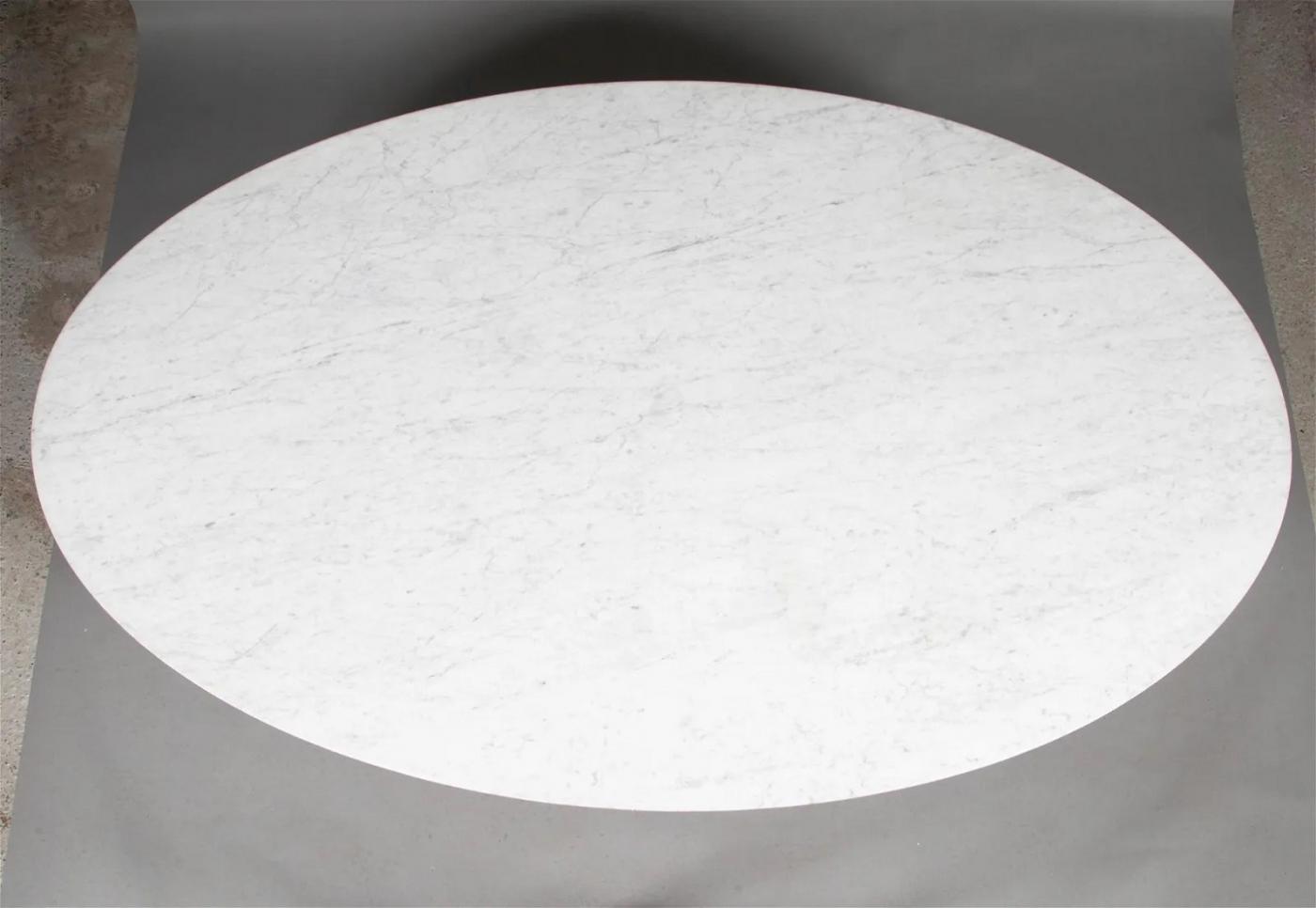 Eero Saarinen - 1960’s Saarinen Oval Marble Top Dining Table For Knoll