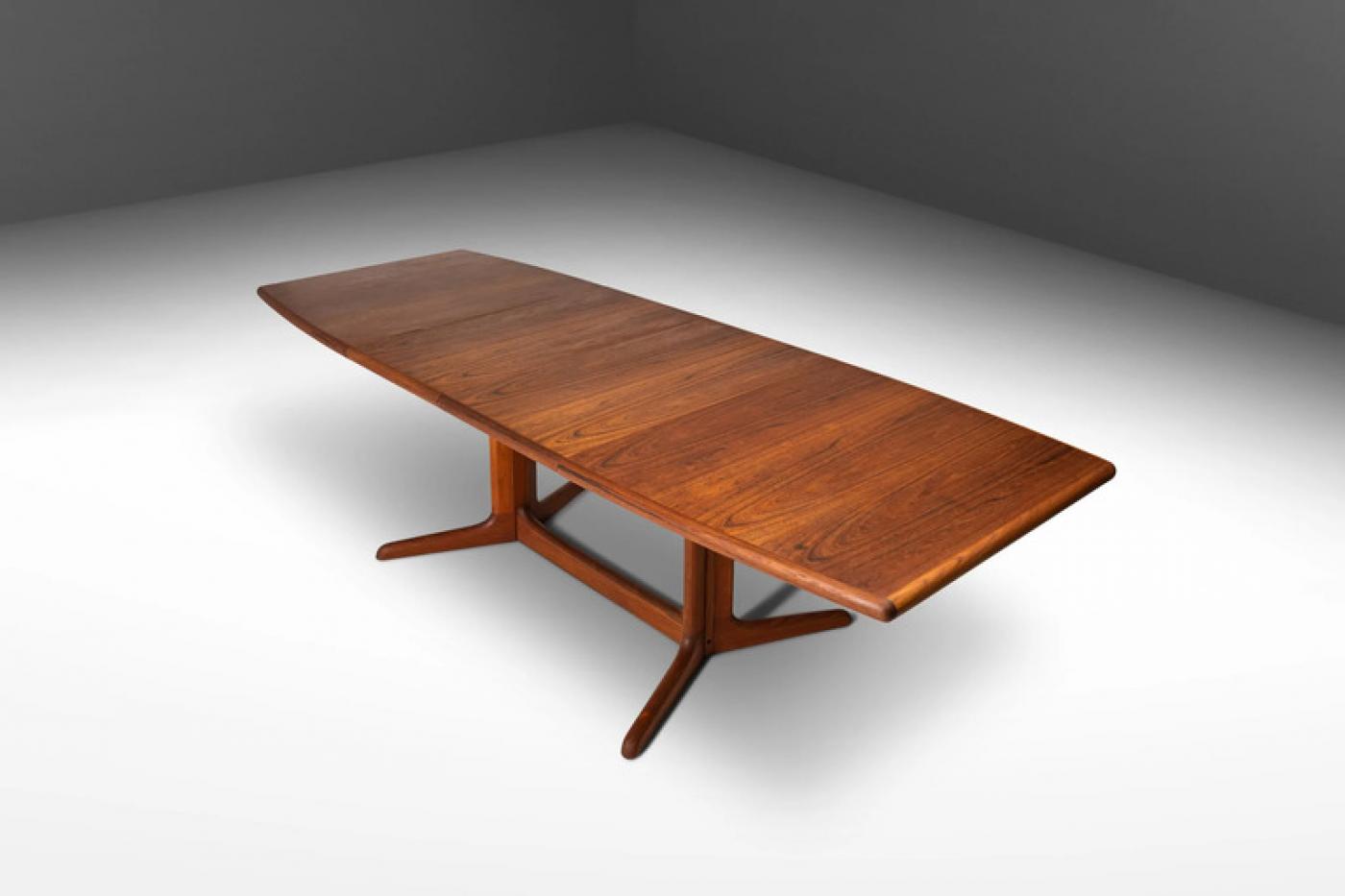Expansive Danish Mid Century Modern Extension Dining Table