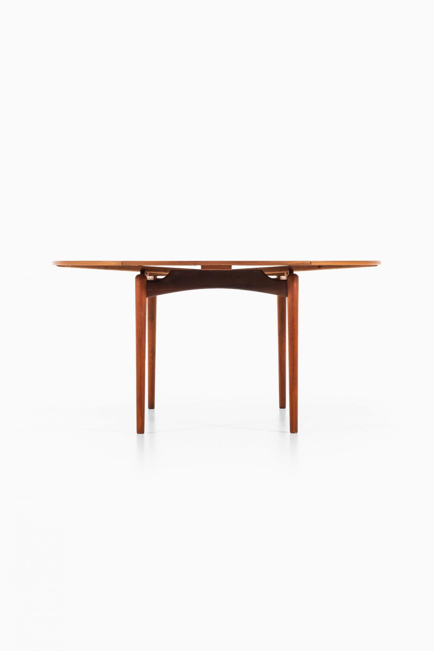 Finn Juhl Dining Table Produced in Denmark