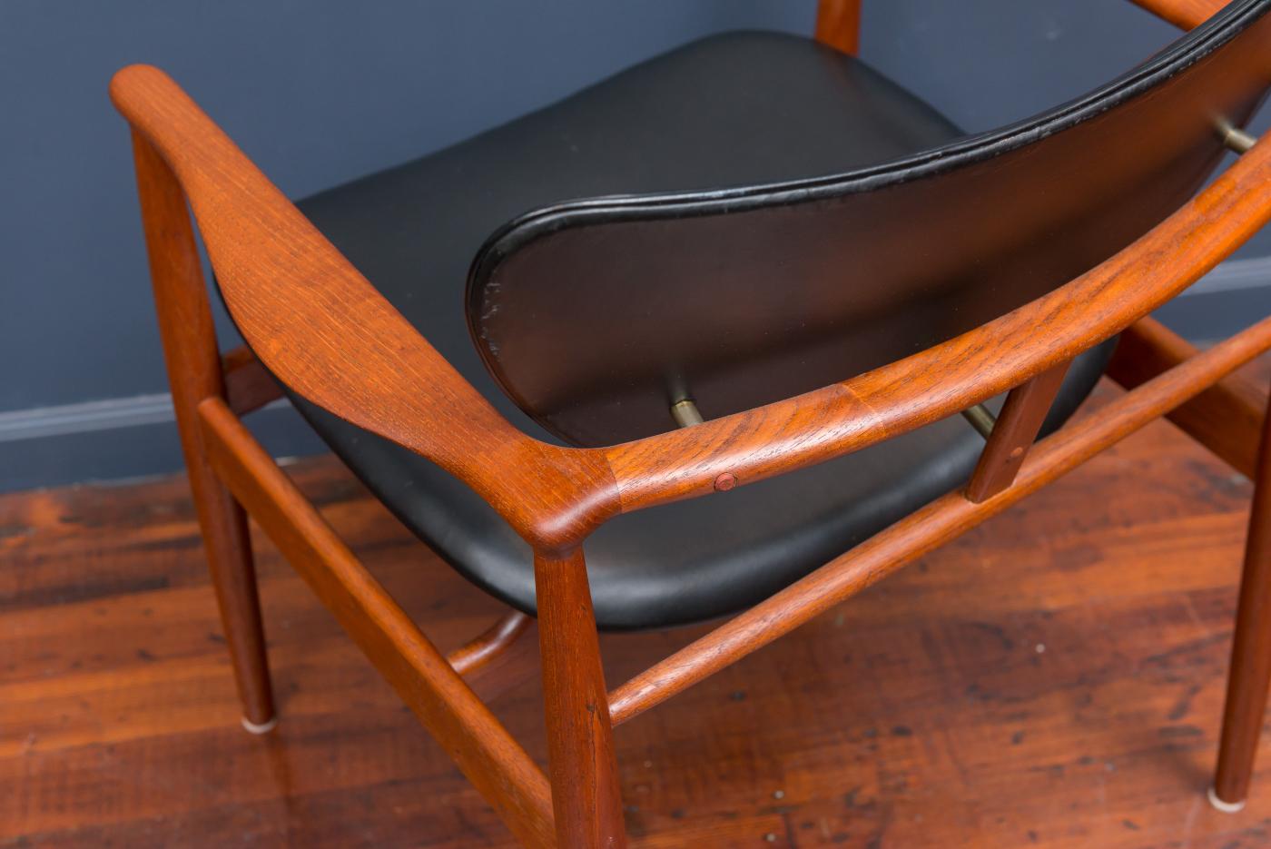 Finn Juhl - Finn Juhl NV-48 Chair