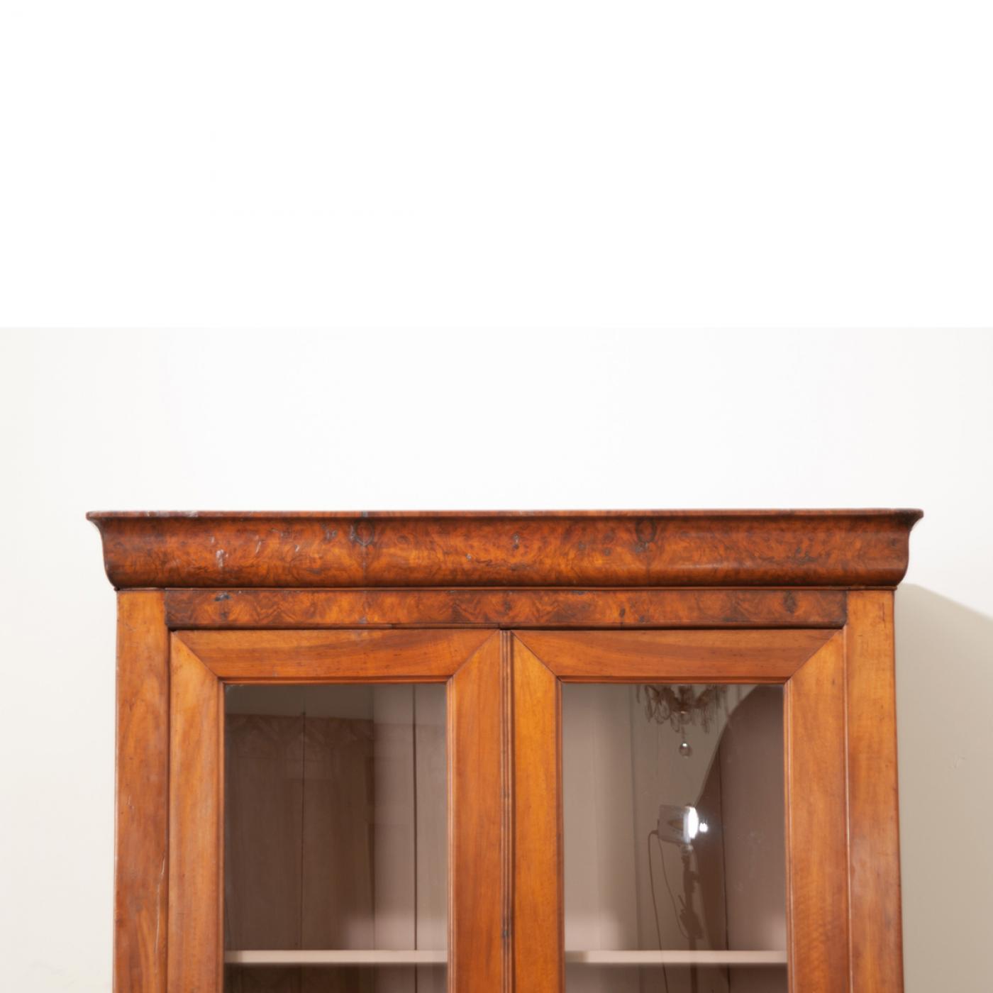 Bibliothèque/Vitrine Style Louis Philippe – Bois Massif, 4 Étagères, Marron