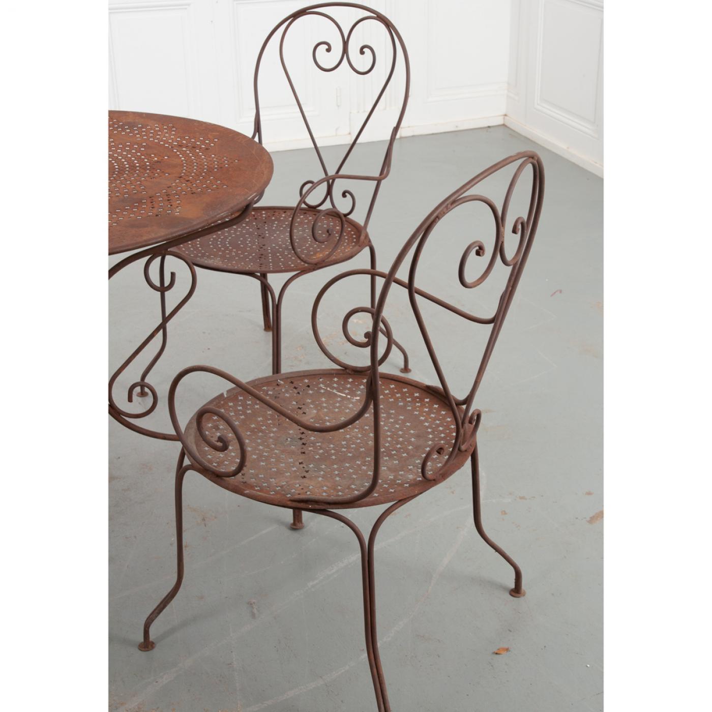 French Metal Garden Table & Chairs