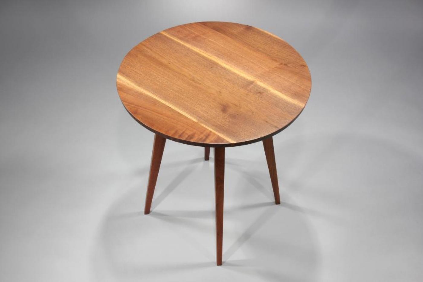 Nakashima Splayed Leg Round End Table, 1945