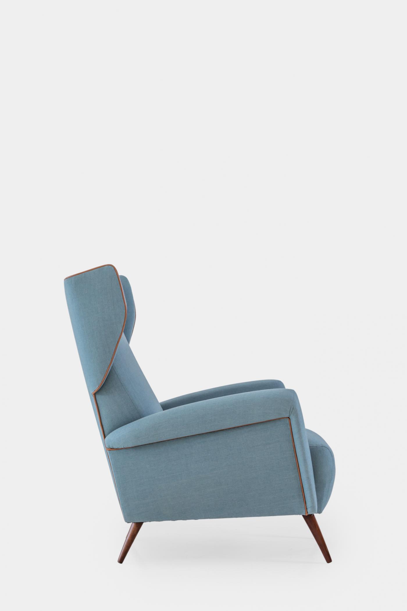 Gio Ponti Lounge Chair in Light Blue Wool with Saddle Leather Piping