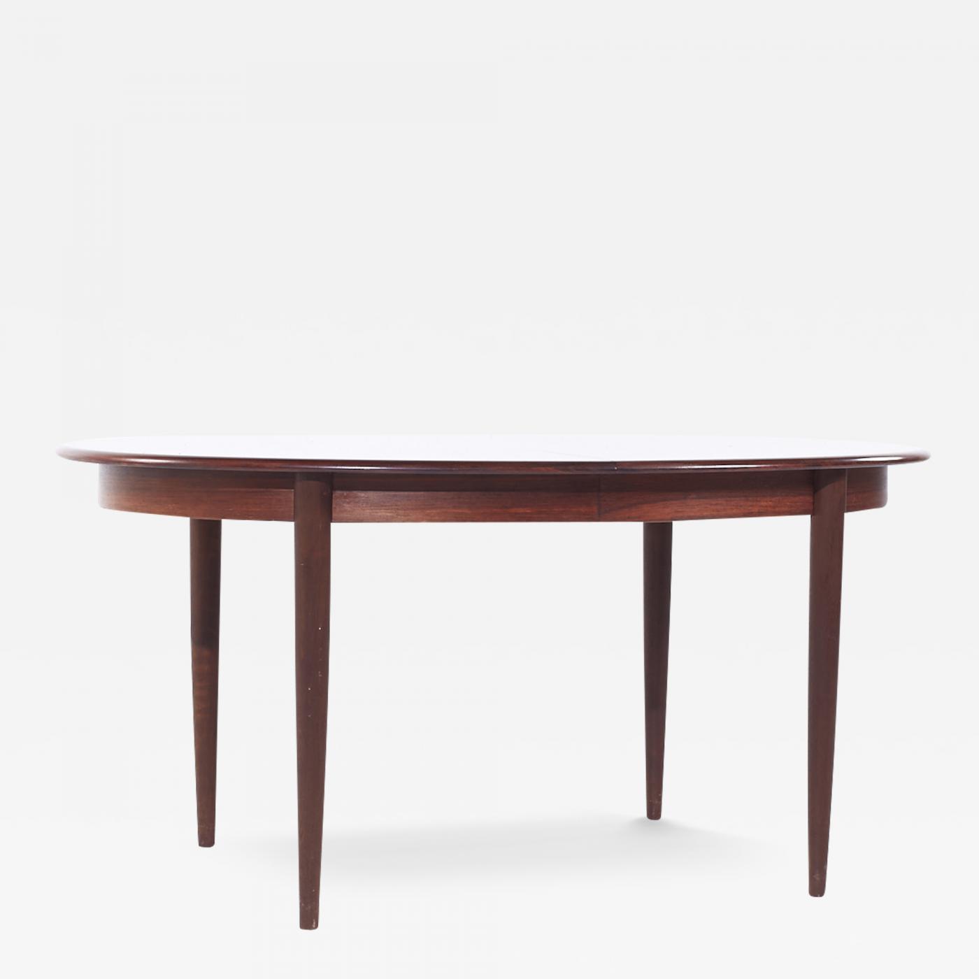 Gudme Møbelfabrik - Gudme Møbelfabrik MCM Danish Rosewood Expanding Dining  Table with 2 Leaves