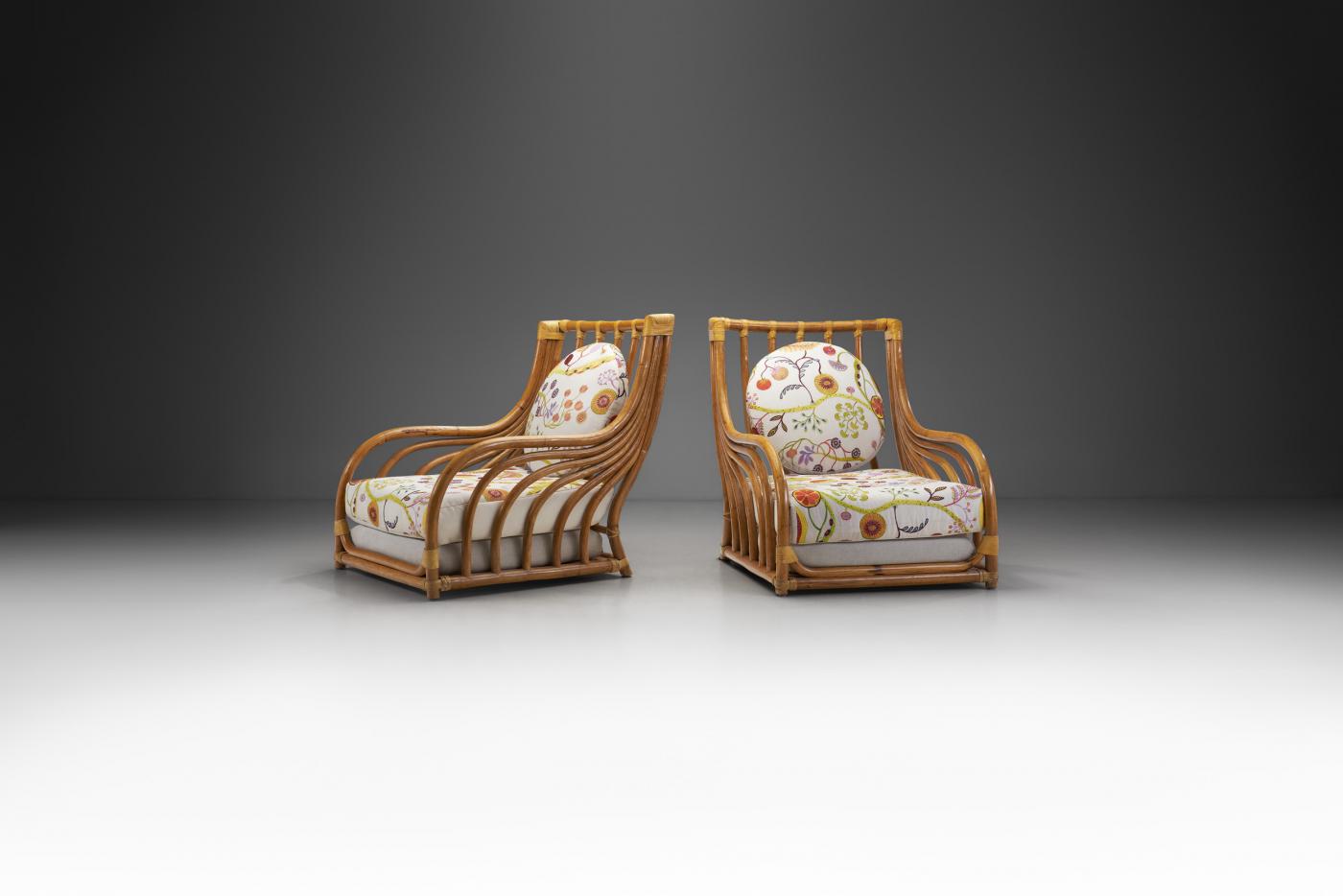 Italian Bamboo Lounge Chairs with Upholstered Cushions, Italy 1970s