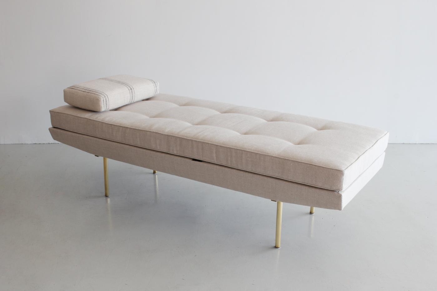 Italian Daybed