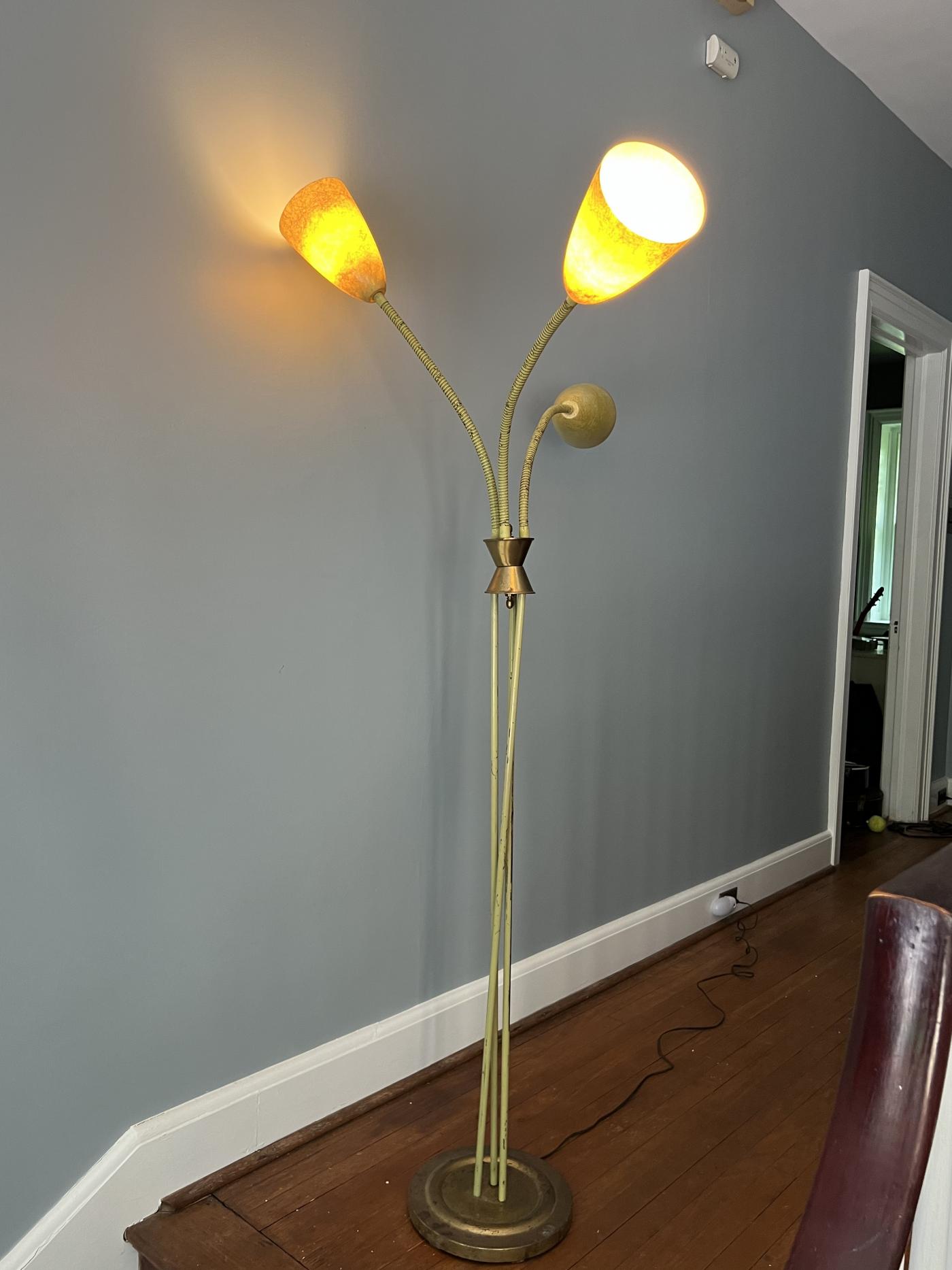MID CENTURY TRIPLE SHADE GOOSENECK FLOOR LAMP
