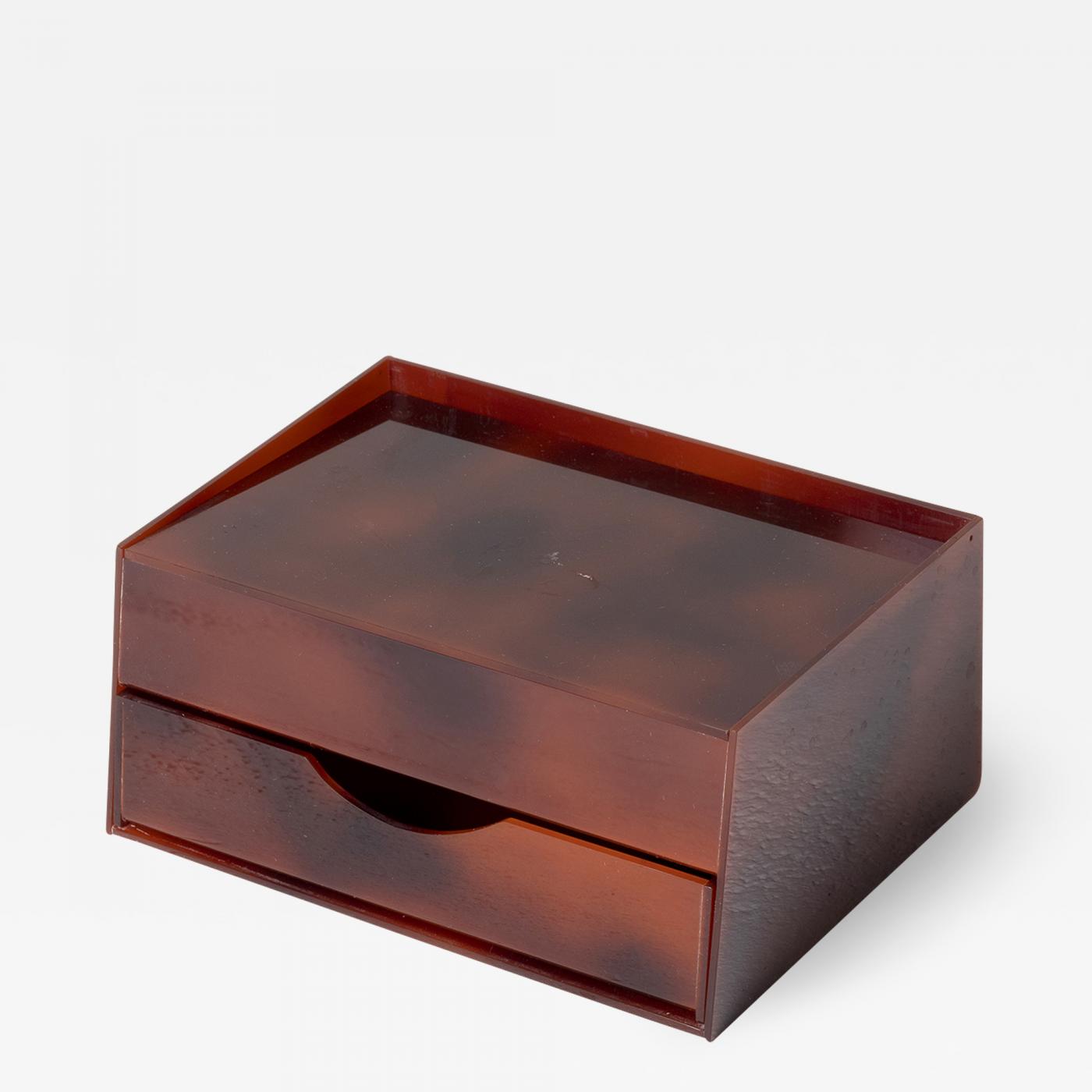 https://cdn.incollect.com/sites/default/files/zoom/Midcentury-Faux-Tortoiseshell-Lucite-Desk-Organizer-384797-1499050.jpg