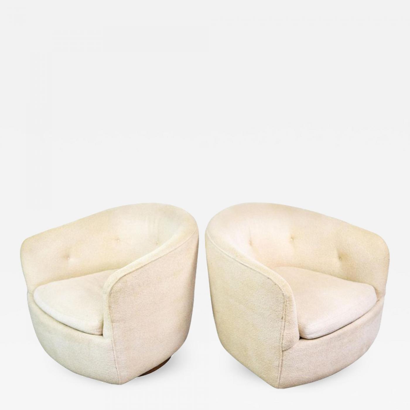 Milo Baughman Pair Of Mid Century Modern Swivel Club Chairs By Milo Baughman For Thayer Coggin