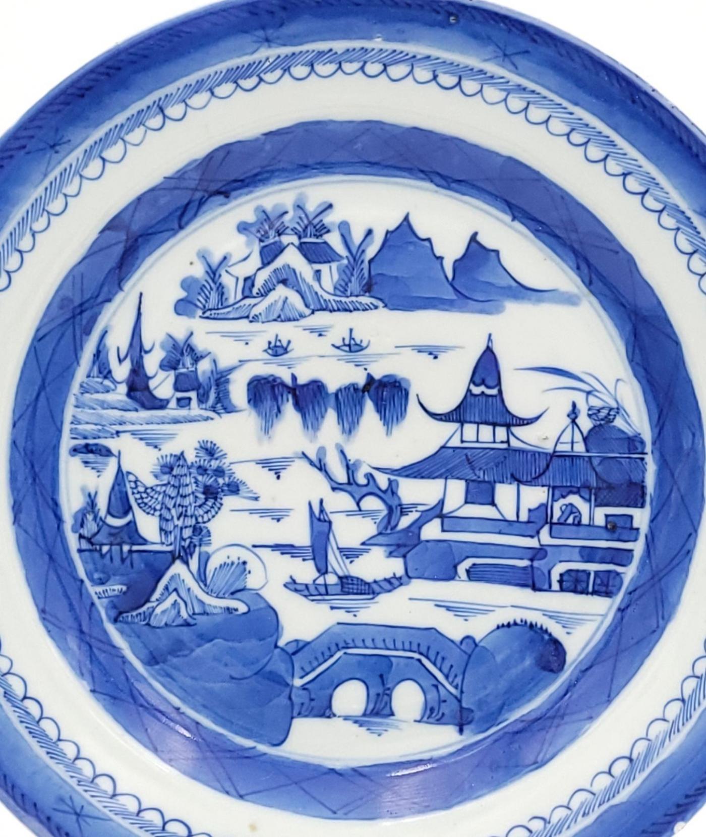 Nanking Chinese Export Porcelain Plate, circa 1890