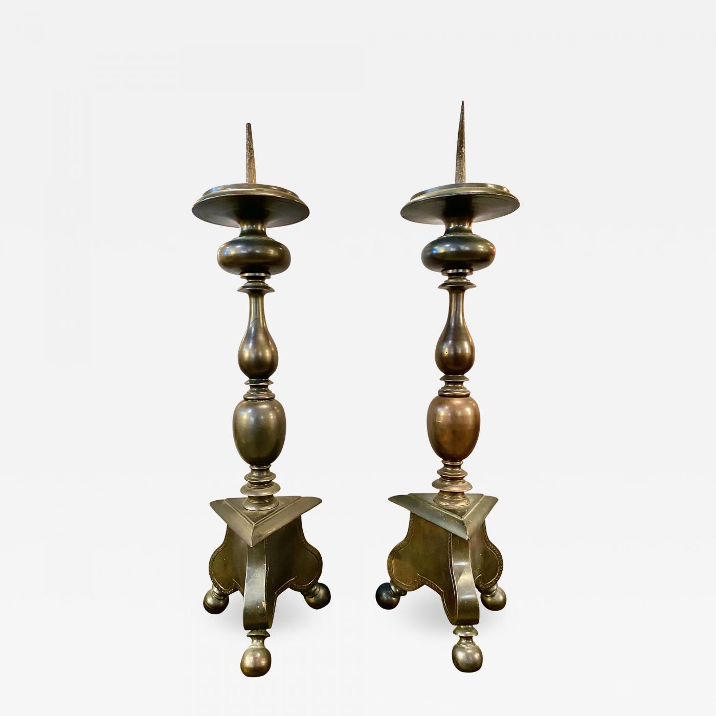 A FINE PAIR OF LATE 16TH CENTURY NUREMBERG BRASS PRICKET CANDLESTICKS. -  SALES ARCHIVE