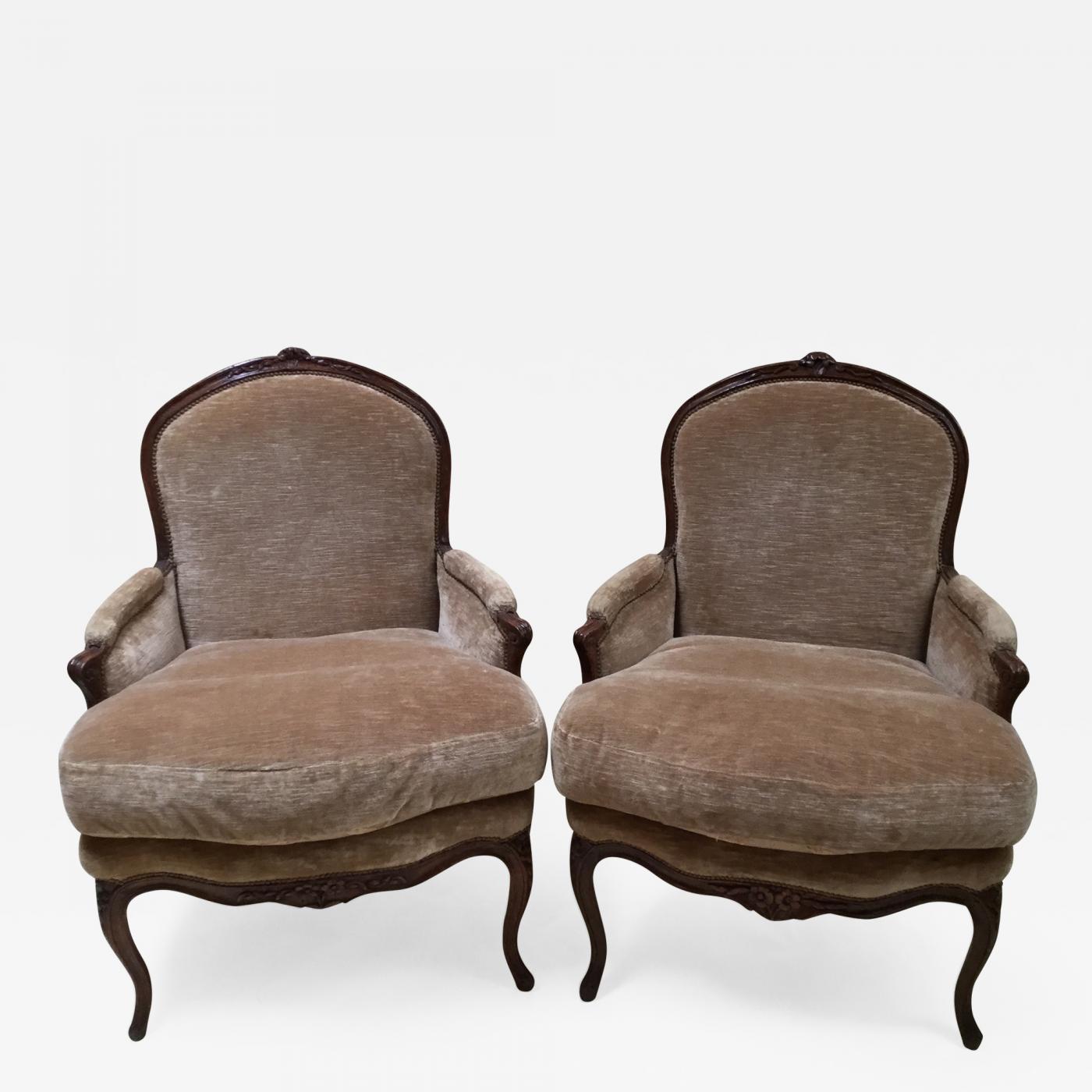 French Louis XV Walnut Bergere Armchair  Bergere chair, Armchair, Bergere  armchair