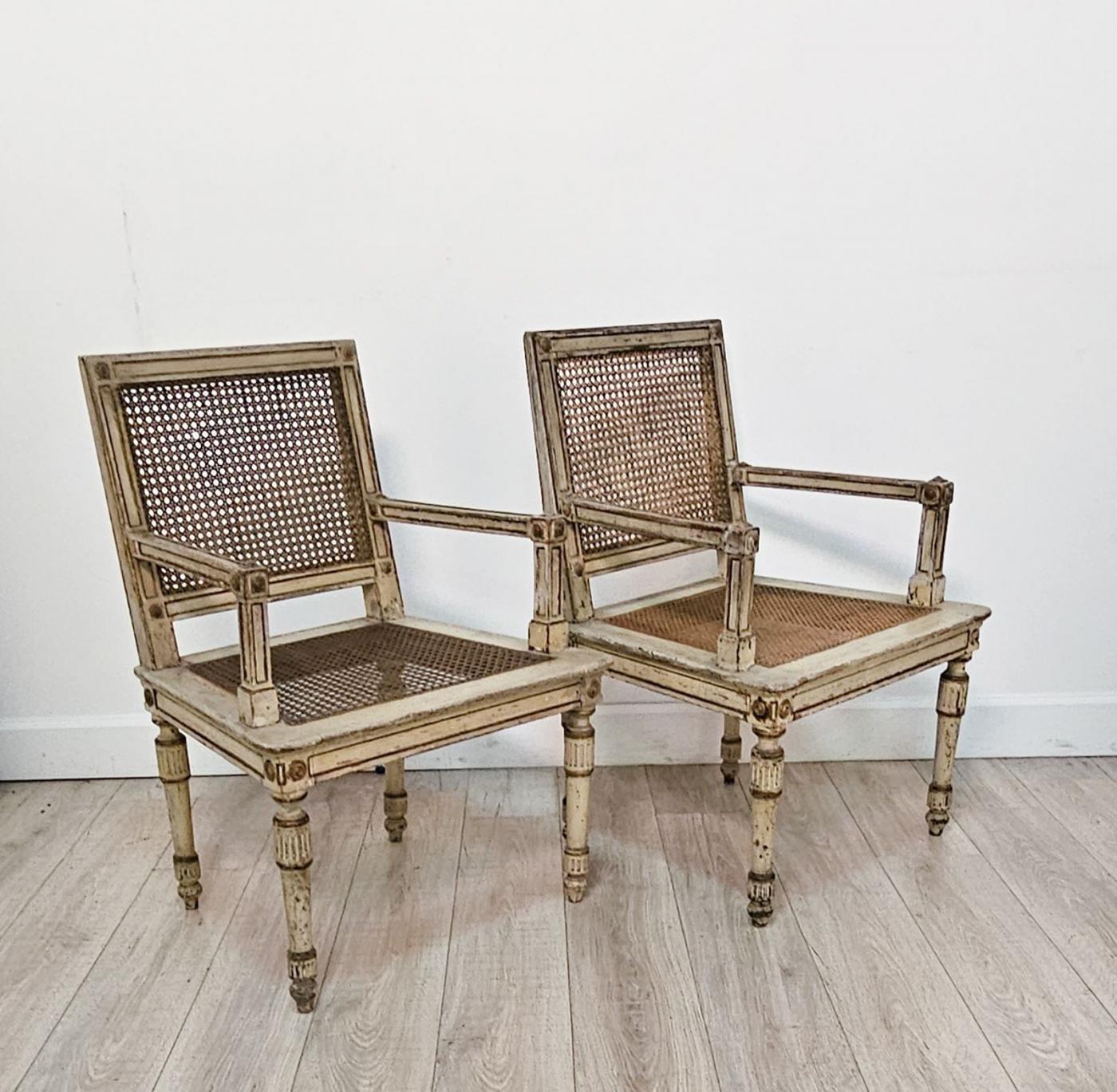 Pair of Italian Neoclassical Louis XVI Chairs, circa 1800