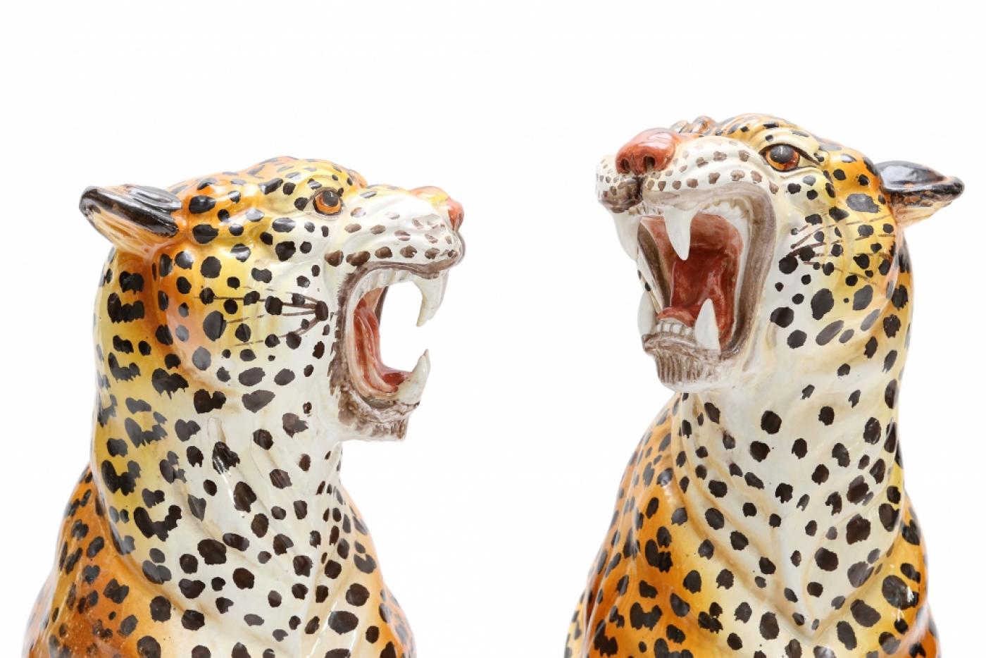 large sitting leopard ornament