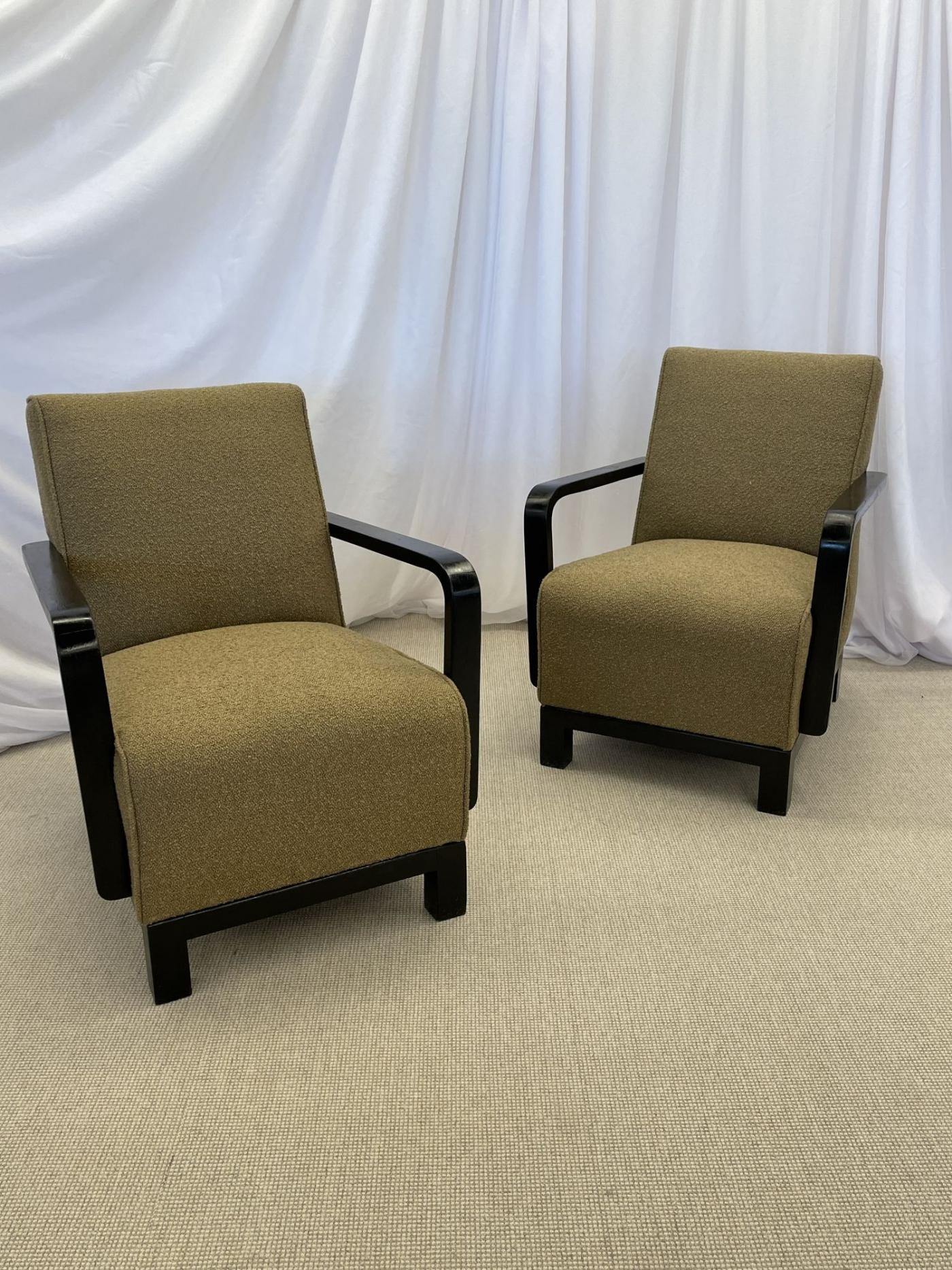 A closer look at Vintage Art Deco Tailcoat