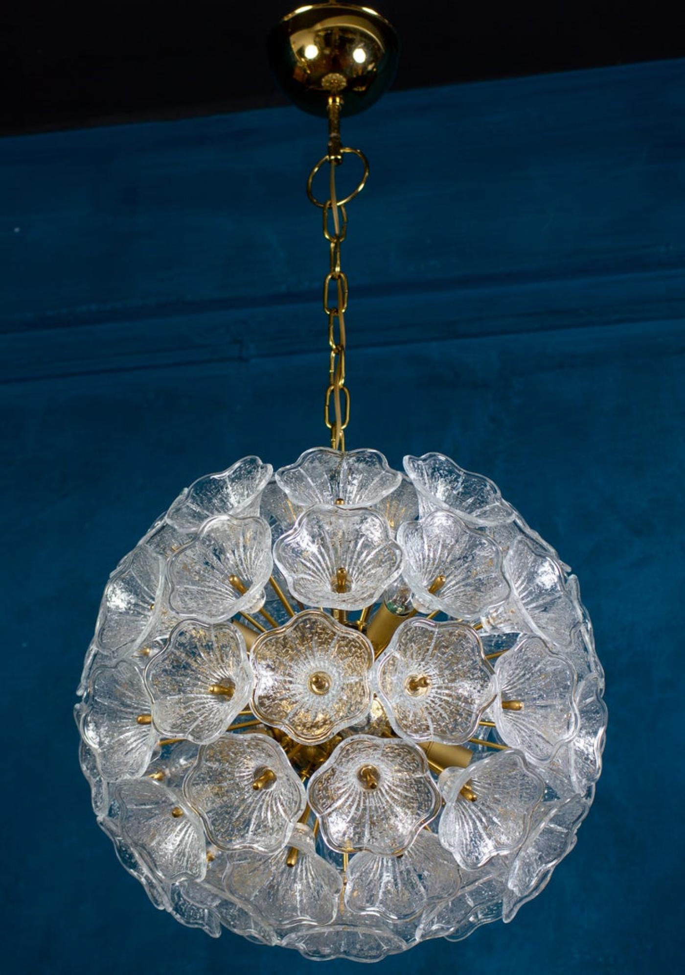 Paolo Venini Striking Murano Glass Flower Sputnik Chandelier by P