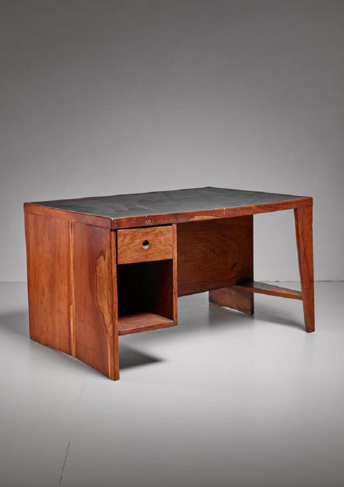 Pierre Jeanneret Pierre Jeanneret Chandigarh High Court clerk's desk