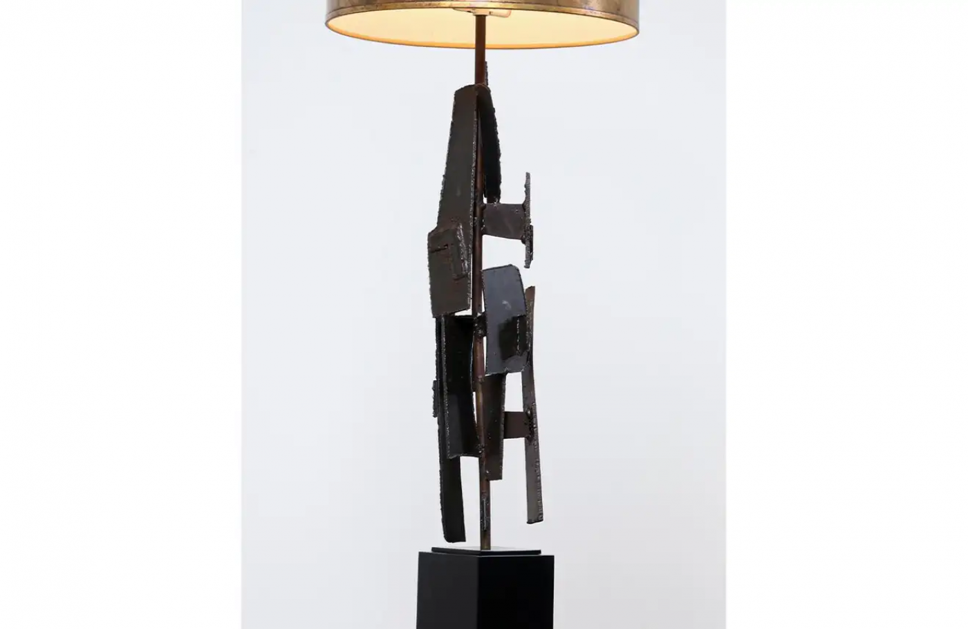 Richard Barr - Richard Barr Brutalist Iron Table Lamp for Laurel